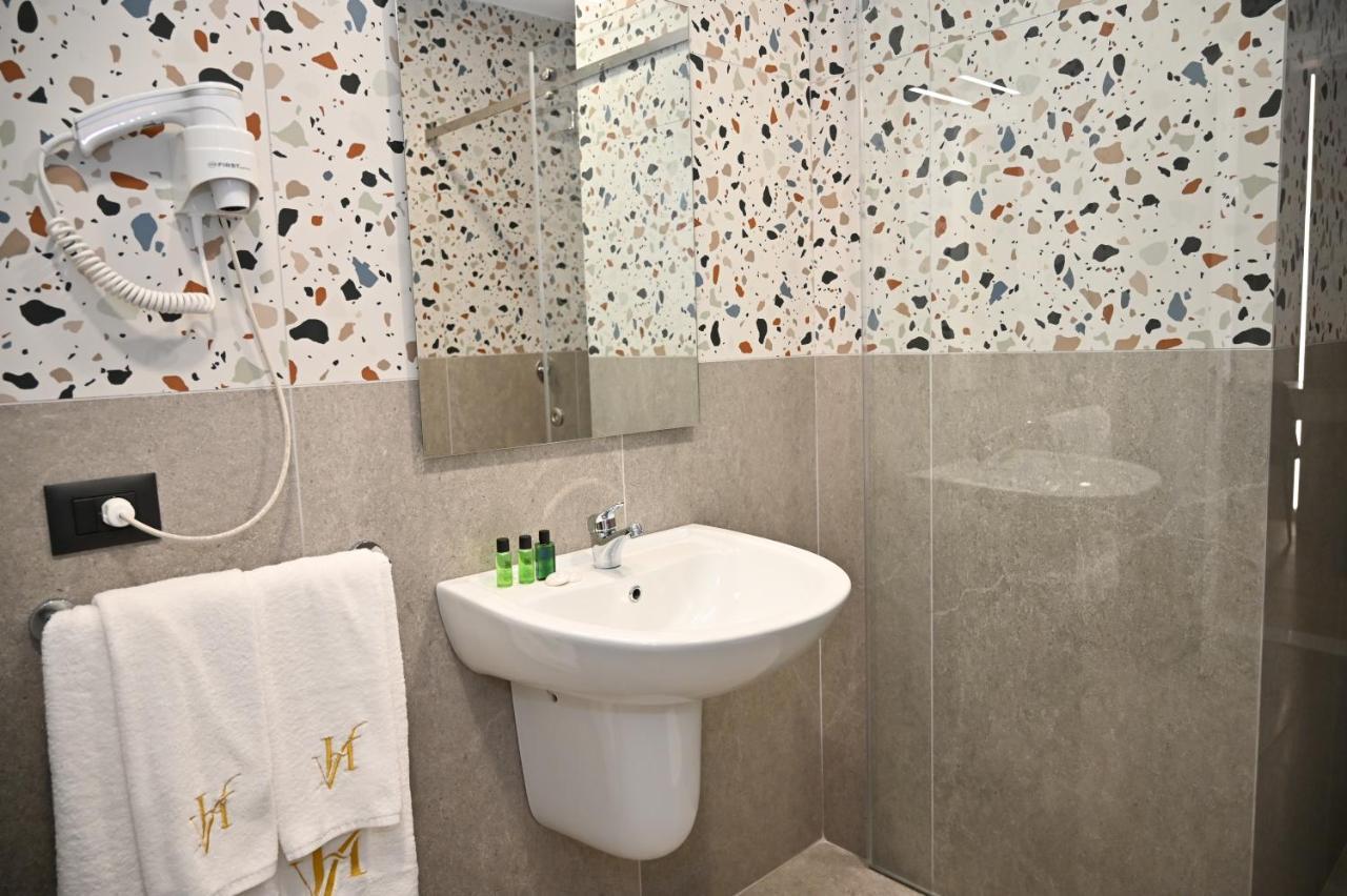 Hotel Vino Durres Luaran gambar
