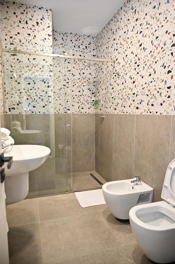Hotel Vino Durres Luaran gambar